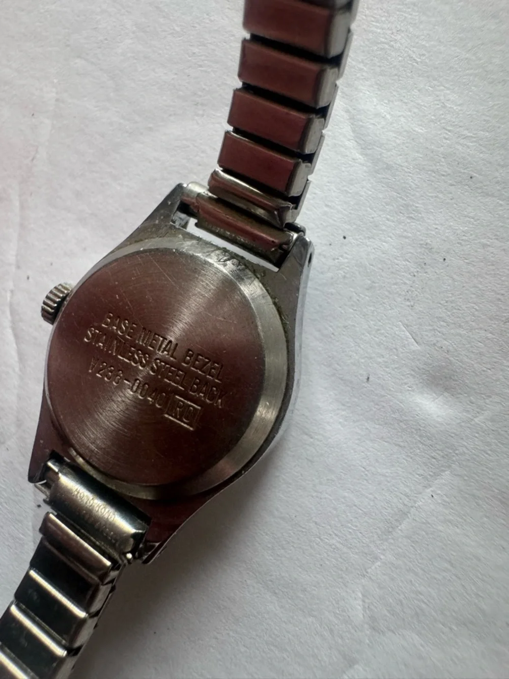 LOT of 3 vintage‎ stretch band watches